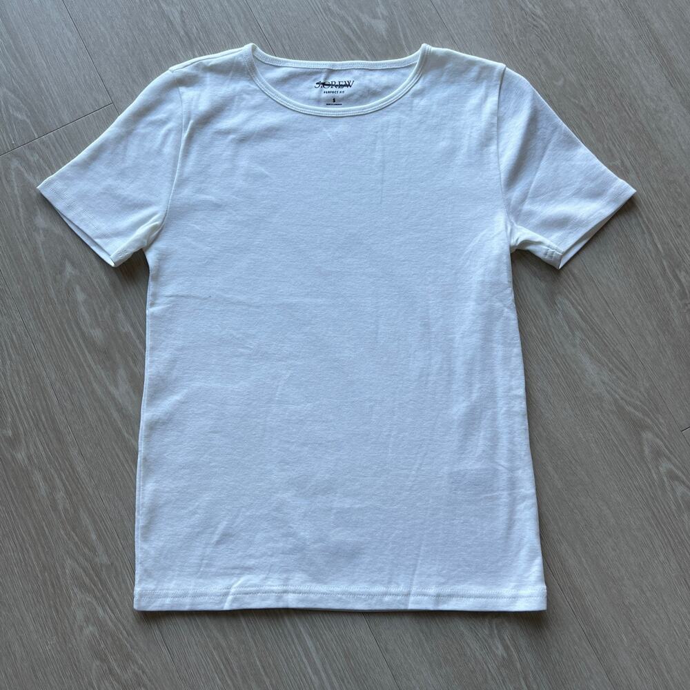 J Crew Perfect Fit Tshirt Womens Small White Flaw